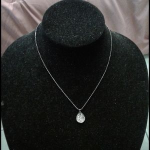 Alexis Bitter necklace